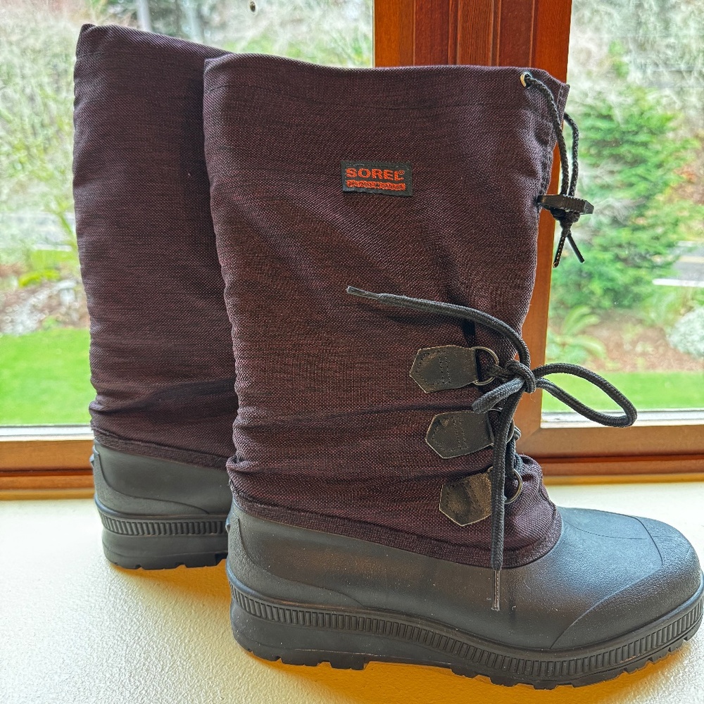 Tall, Lined Sorel Kaufman winter boots Women's 10 removable liner, NWOB